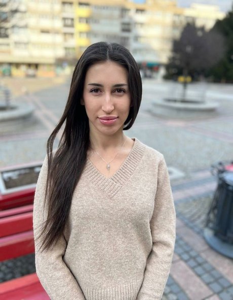 Milaa4you model nude picture