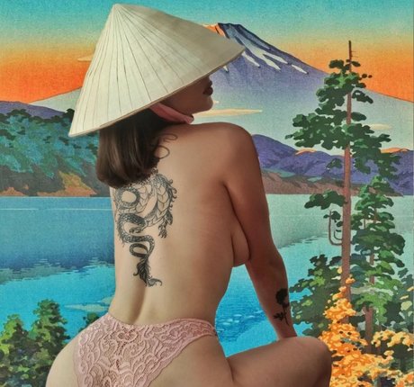 Kit Lilith model nice picture