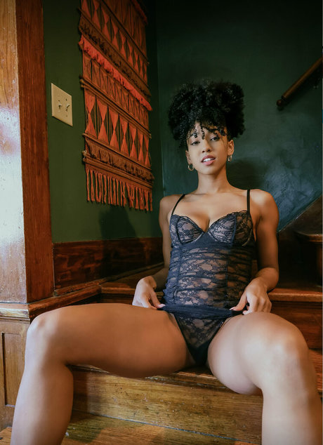 Victoria Esteve nice actress photo