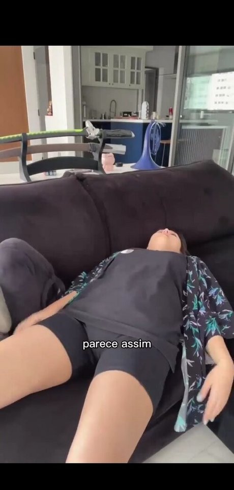 Thais Matsufugi nude pornstar gallery