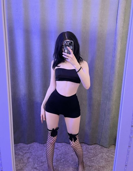 alskohope model pretty photos