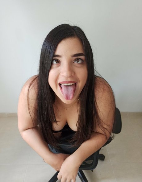 teen lesbian onlyfans hot pics