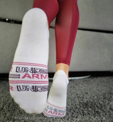 deineemily 03 pretty star photo