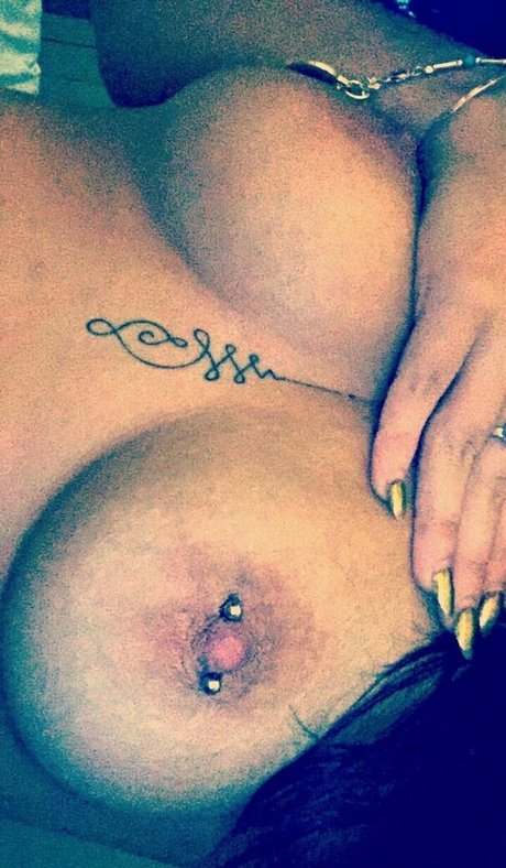 native onlyfans top img