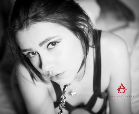 Peyton Rhodes exclusive pornstar picture