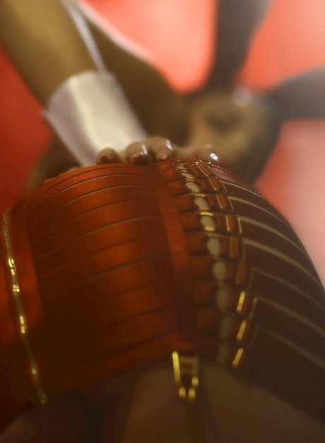 Margaux Laurens model hd image