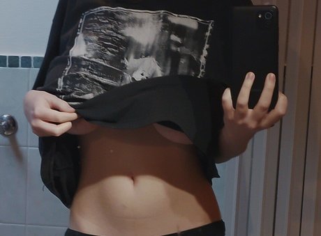 dvlskull pornstar image