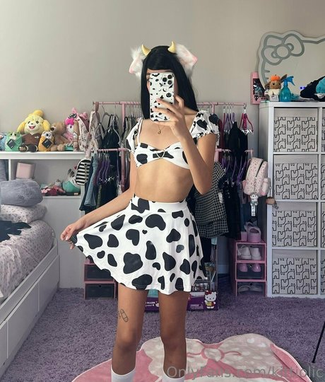 Kittiolic porn model pic