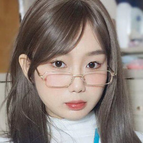 KissQwQ nudes actress photo