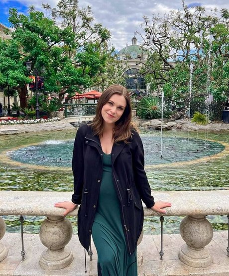 muscle girls onlyfans pornographic images