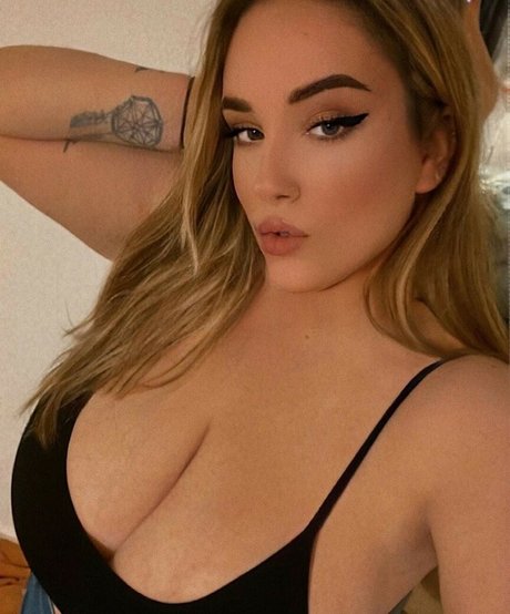 Emily Gillick pornstar perfect gallery