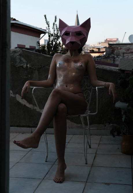 ozknozbnr star naked img