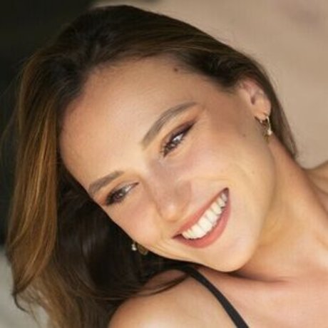 Gwenegann Saillard free star picture