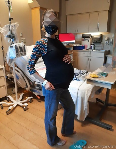 tinyandtan model high quality photos