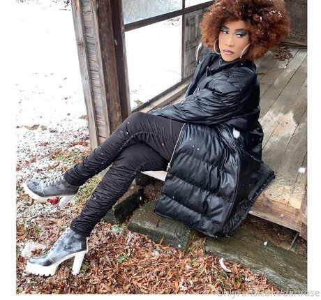 darirose model nudes archive