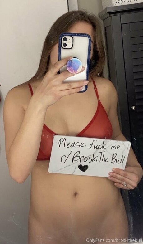broskithebull model nudes pics