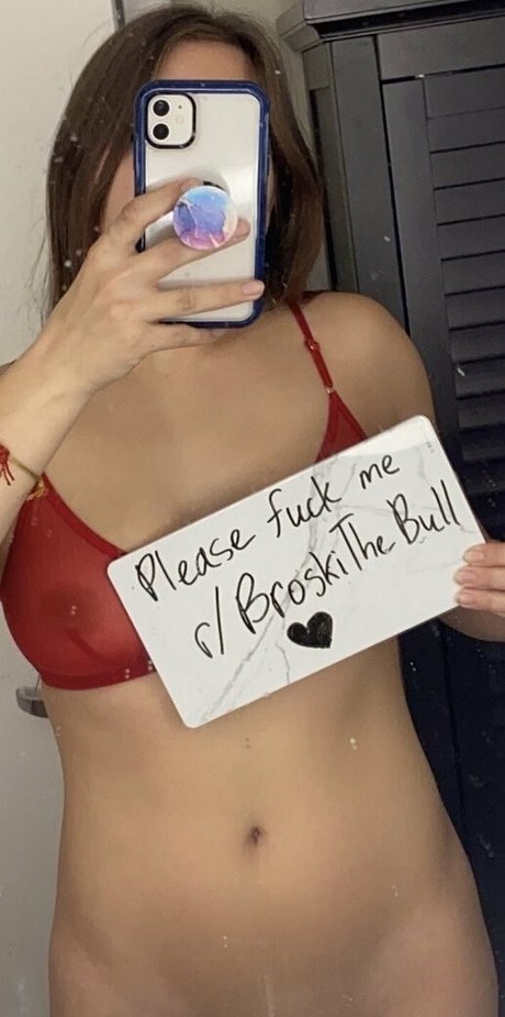 brown onlyfans pretty picture