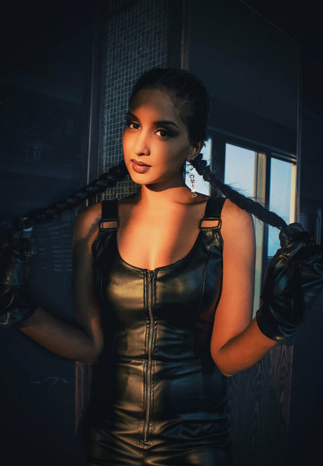 thequeentrish best actress img