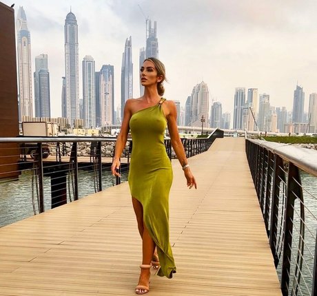 Chloe Gibbs perfect pornstar pictures