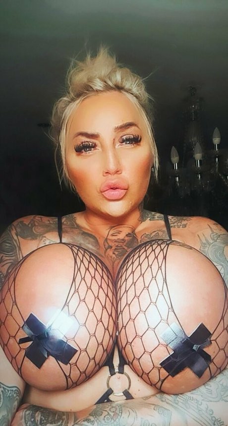 goth pawg onlyfans nude images