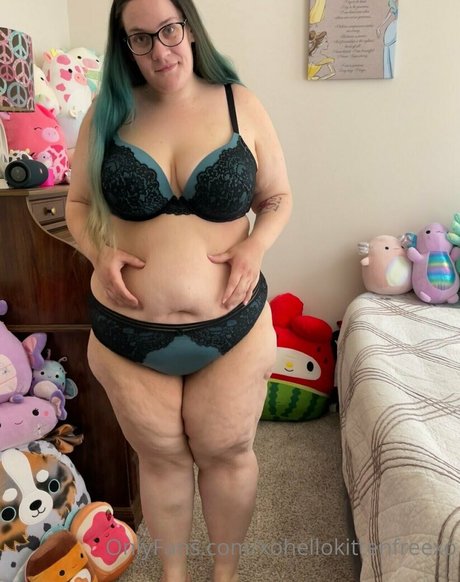 xohellokittenfreexo model adult photo