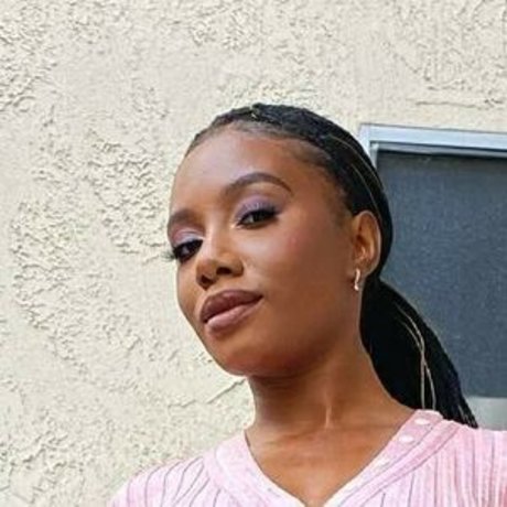 Imani Hakim nice pornstar pic