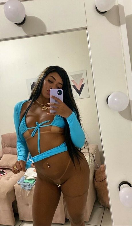 Cynthya Cybelle star exclusive pics