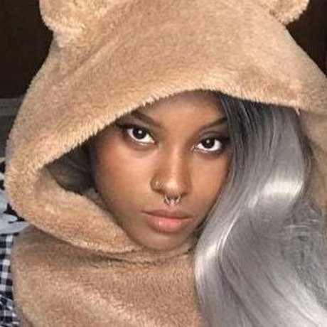 Bitesizedbrat pornstar sexy pic