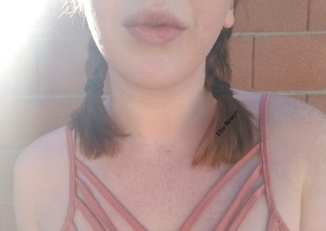 ellierowynfans hd actress pictures