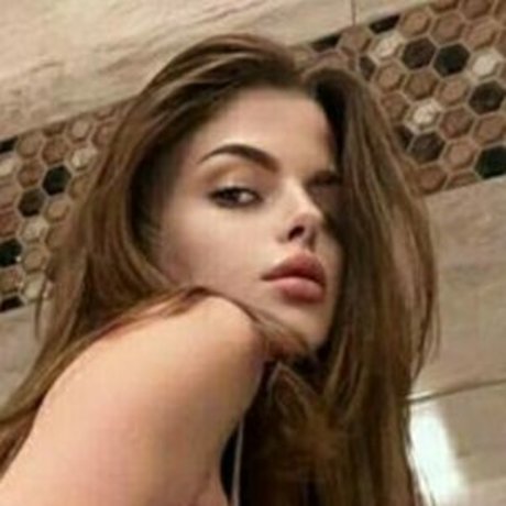 lustredwitch pornographic model pics