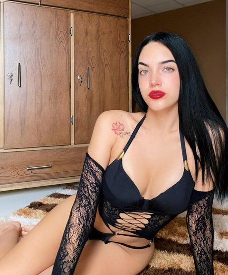 Mariangel DelCarmen pretty actress gallery