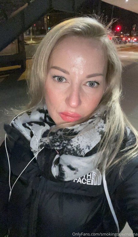 smokingqueenalina xxx actress photos