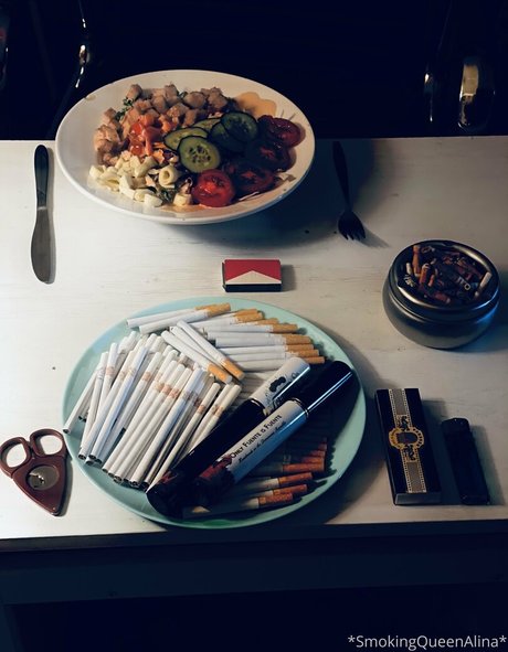 smokingqueenalina art actress pic