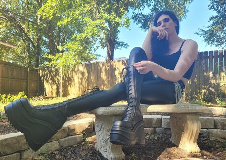 18 year old onlyfans pretty gallery