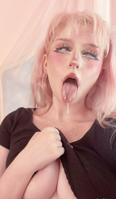 saradeline nice star pictures