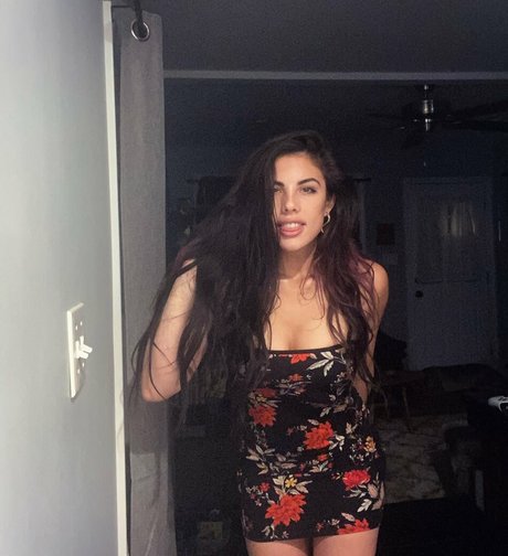 Sidetrackangel model nude photo