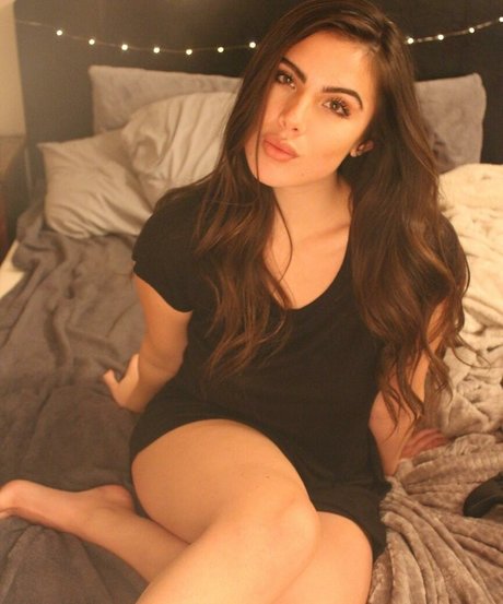 Sidetrackangel sexy actress pic