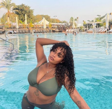 JustNati top actress photo