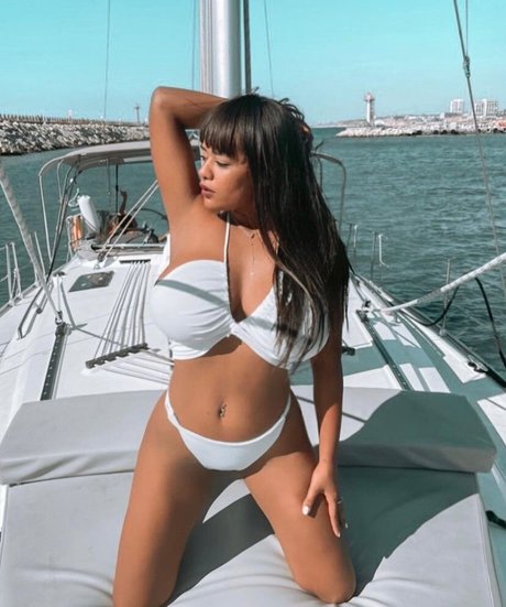 white ass onlyfans exclusive images