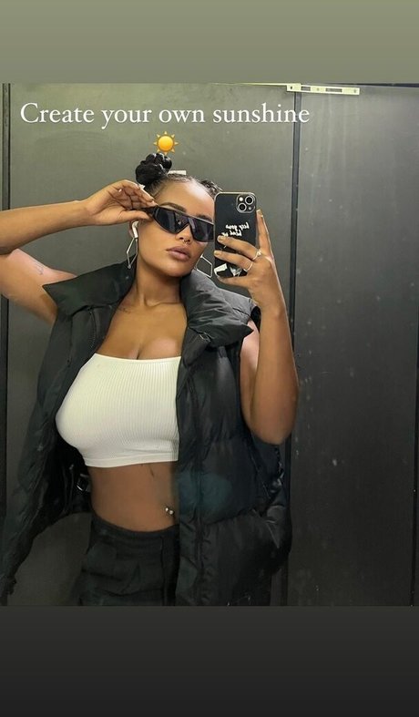 black female onlyfans beautiful naked photo