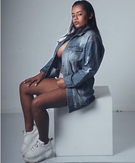 JustNati exclusive pornstar pic