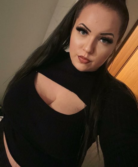 outdoor onlyfans nudes image