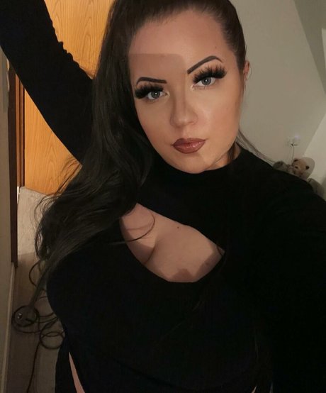 blonde ass onlyfans pornographic pics