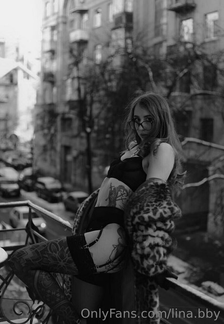 famous nude onlyfans pornos photos