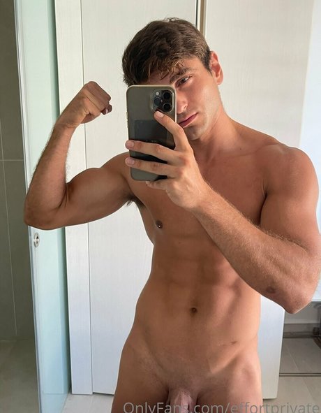 effortprivate exclusive model image