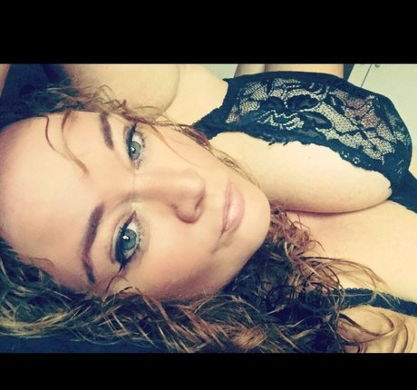 mother daughter onlyfans hot photos