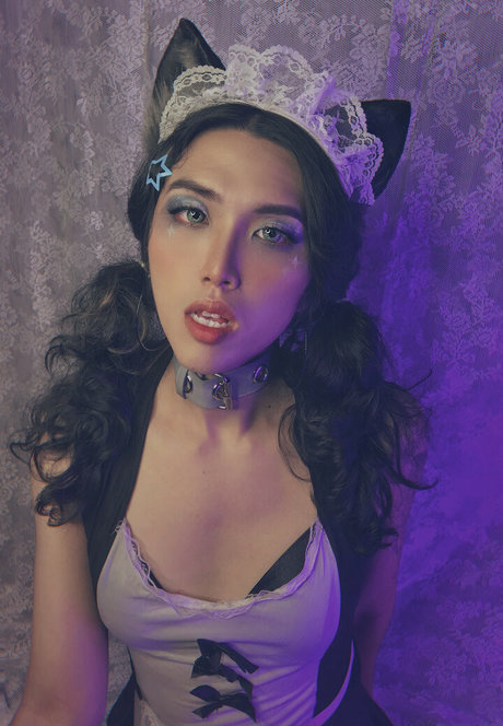 Emily Yunicorn top actress pictures