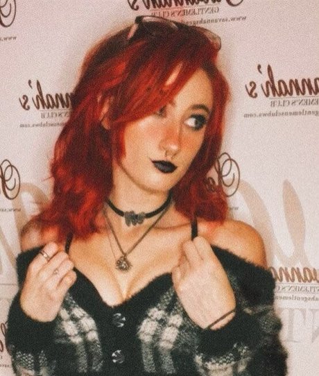 Kirbysuniverse pornstar photo