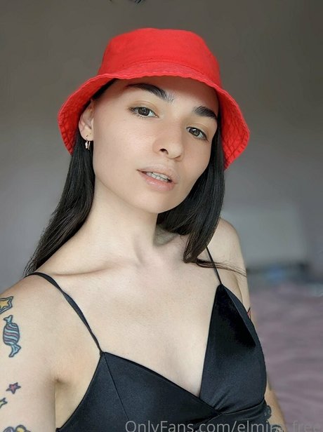 elmira free exclusive star pics