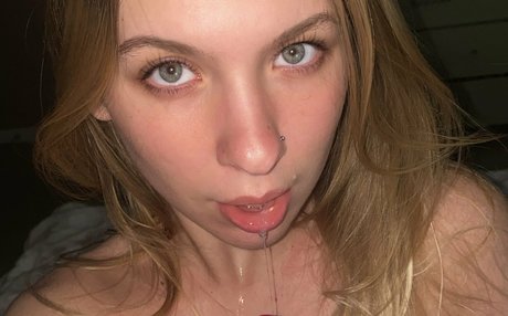 Cassie Cash star hd photos